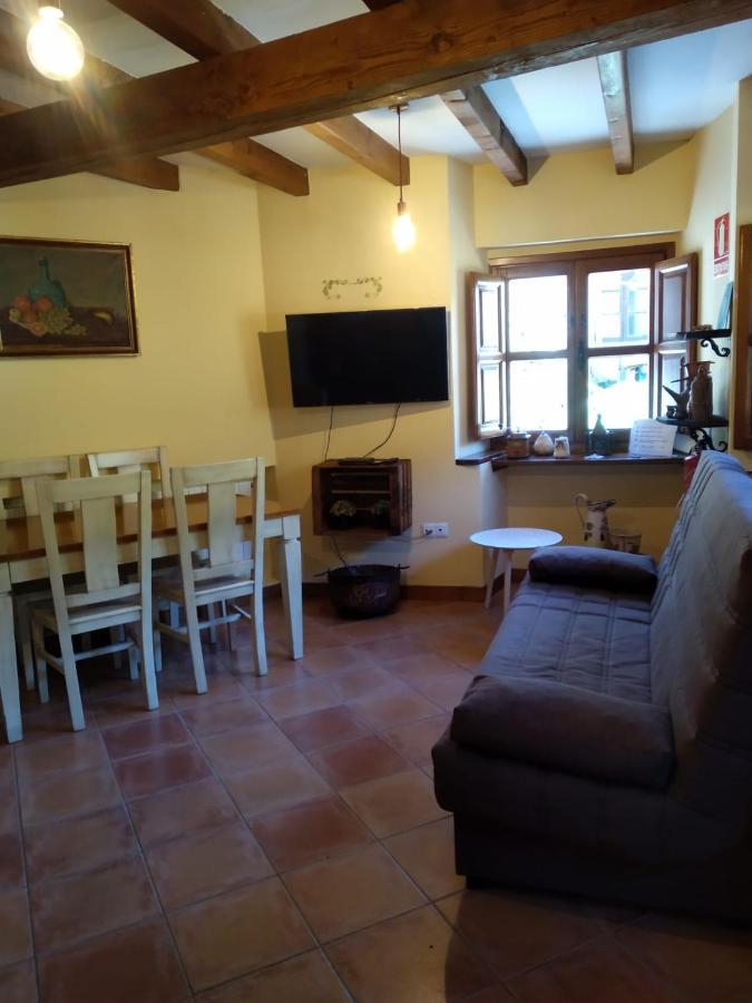 Вилла Casa Llayo Альесо Экстерьер фото